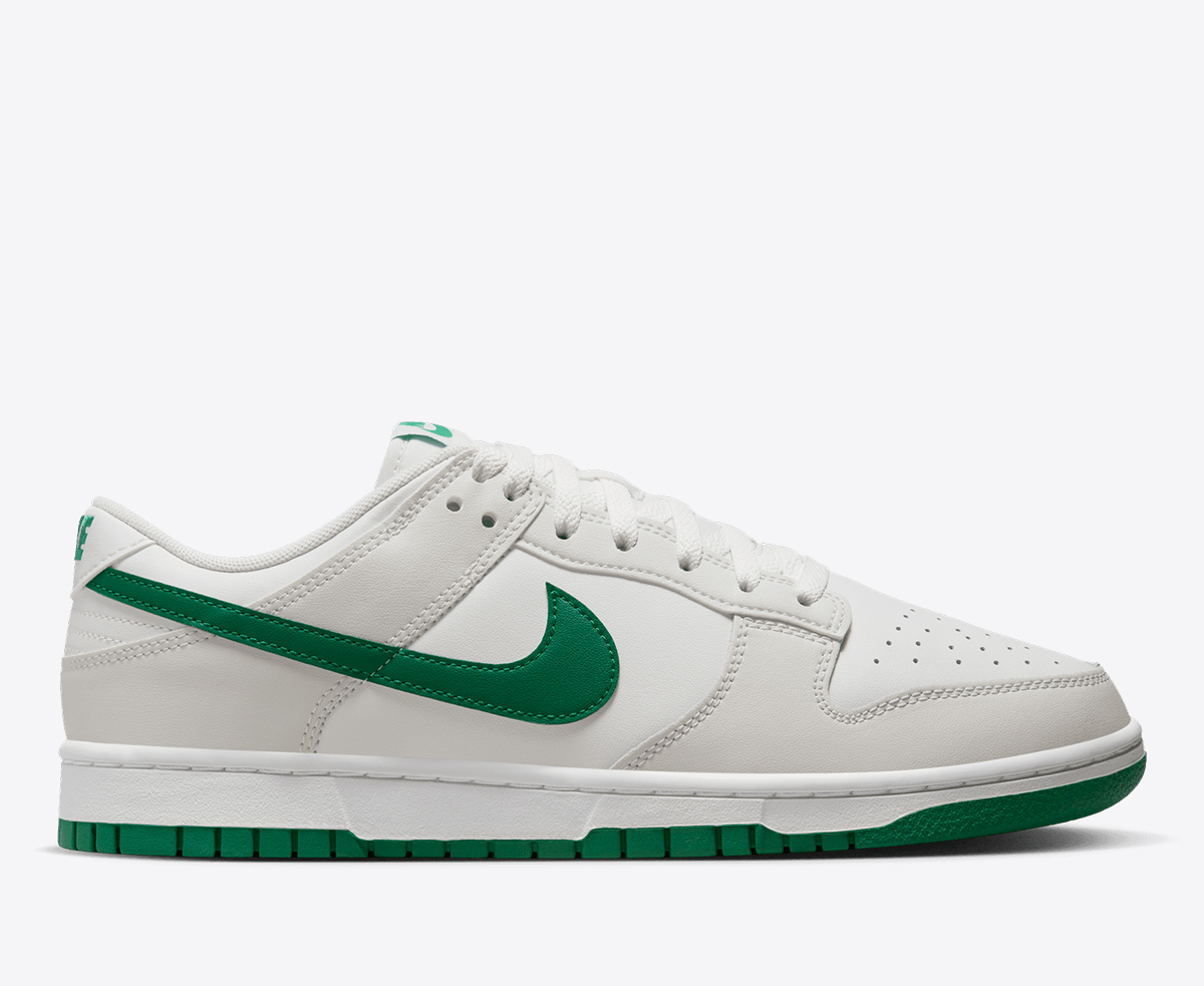 DUNK LOW RETRO 'SUMMIT WHITE/MALACHITE-PLATINUM TINT'