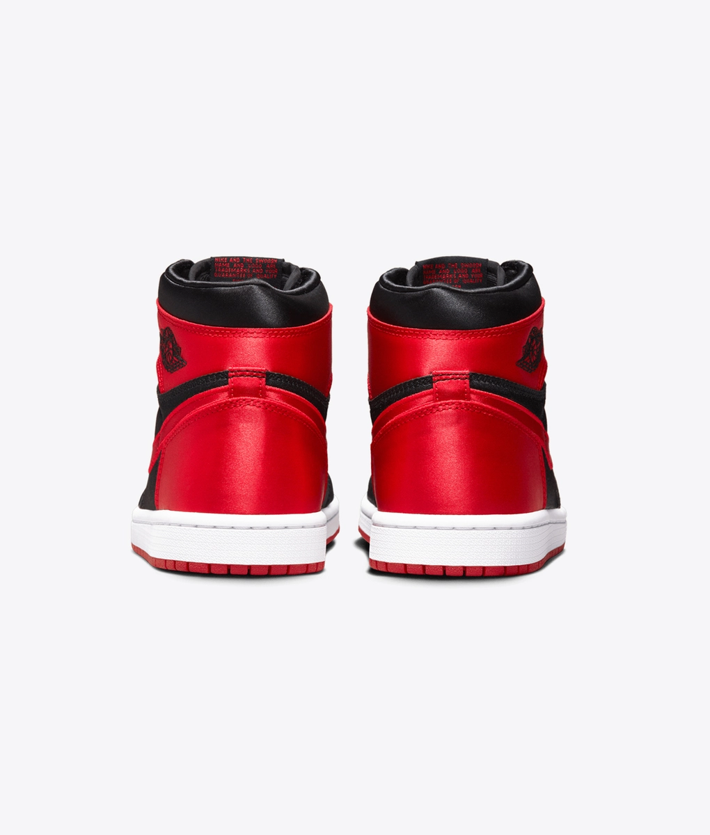 1s red