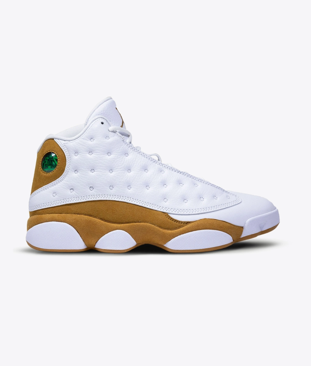 Jordan - Elevate your sneaker game with the trendy NIKE AIR JORDAN