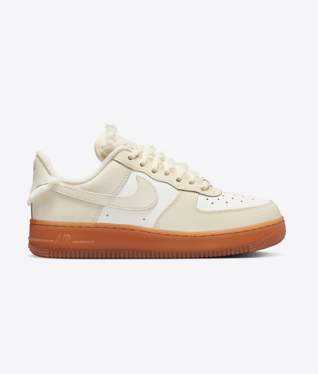 Nike - Buy NIKE AIR FORCE 1 '07 LX 'SAIL/COCONUT MILK-GUM