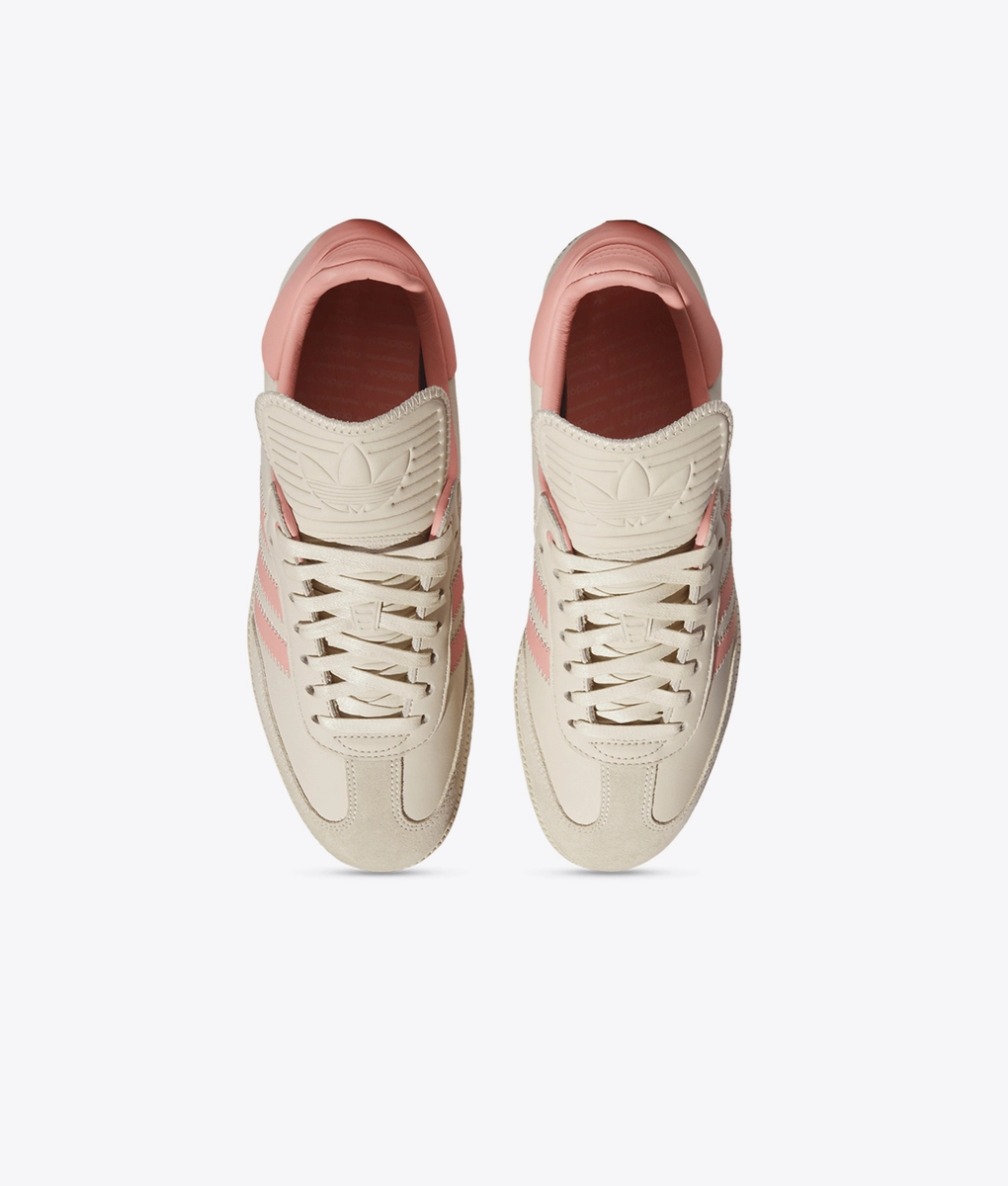 K　超美品！adidas Humanrace Samba Adidas x Pharrell Williams Humanrace Samba - Aluminium
