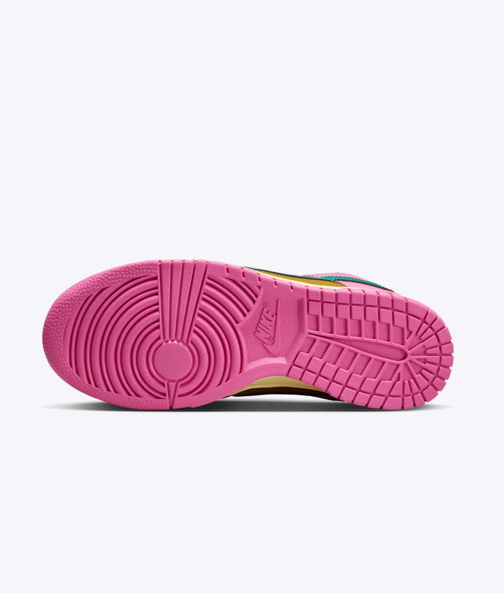 NIKE ダンクローQS パリスゲーベル Parris Goebel Nike Dunk Low Official Images — NIKE, Inc.