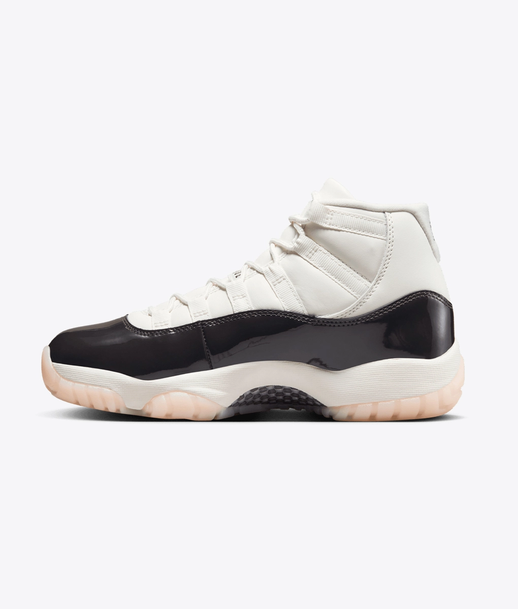 シューズ(女性用) Air Jordan 11 Retro (GS) Jordan - Air Jordan 11 Retro - VegNonVeg