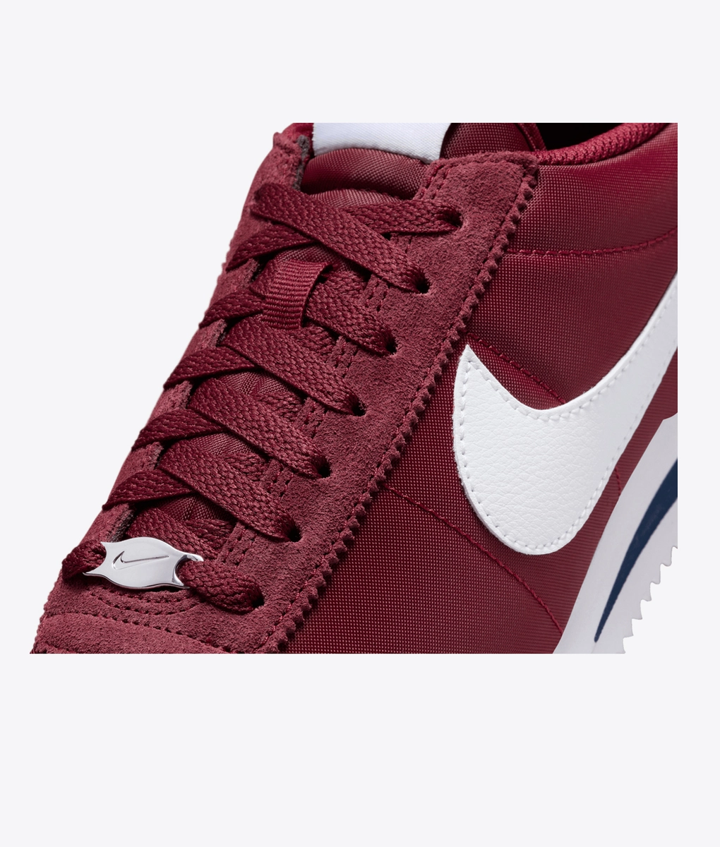 nike cortez black and red