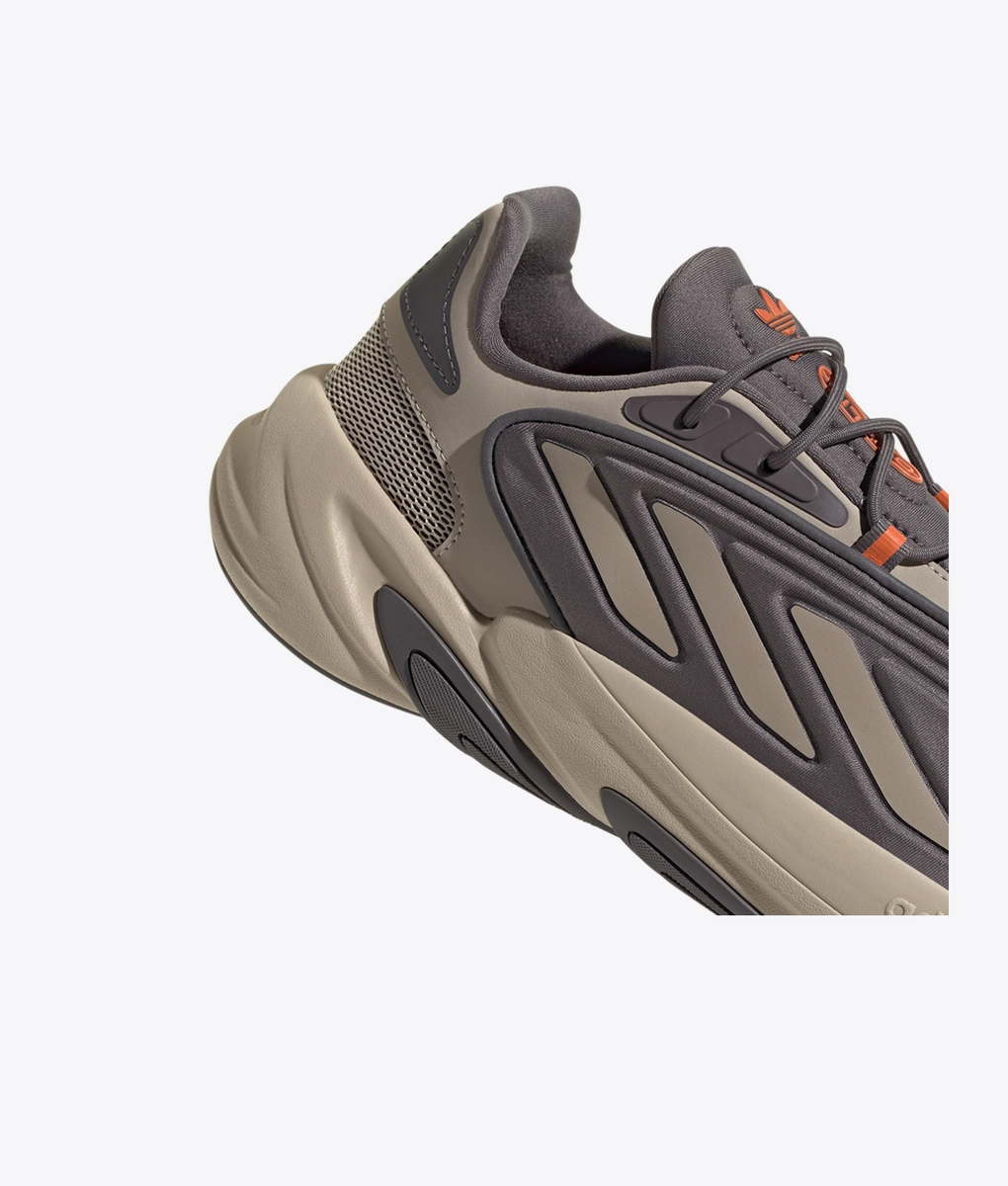 Adidas Originals - Ozelia - VegNonVeg