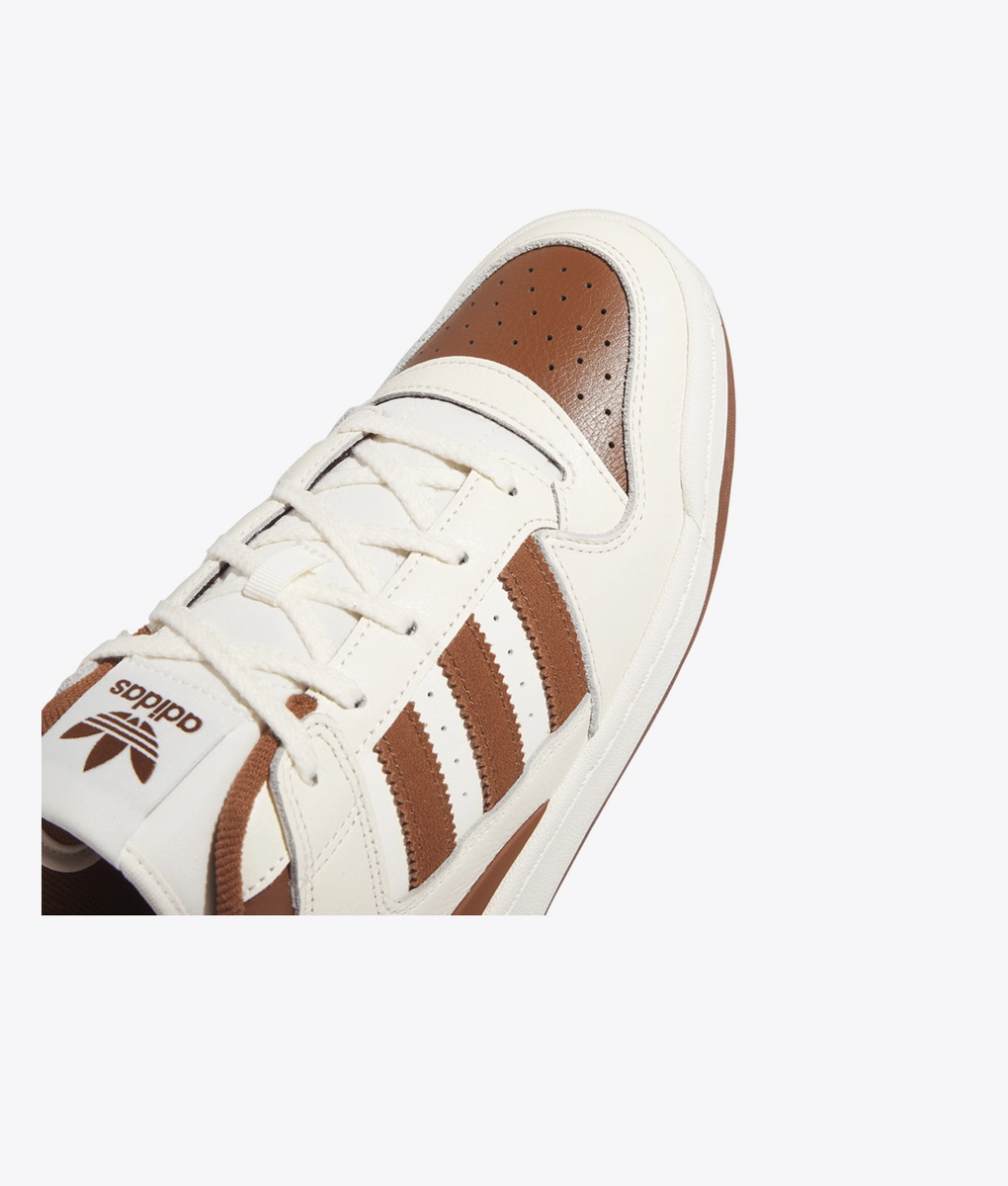 Adidas Originals - Adidas Originals Forum Low Cl Cream White/Preloved Brown/Wonder  Beige | Buy Men's Sneaker Online At VegNonVeg - VegNonVeg