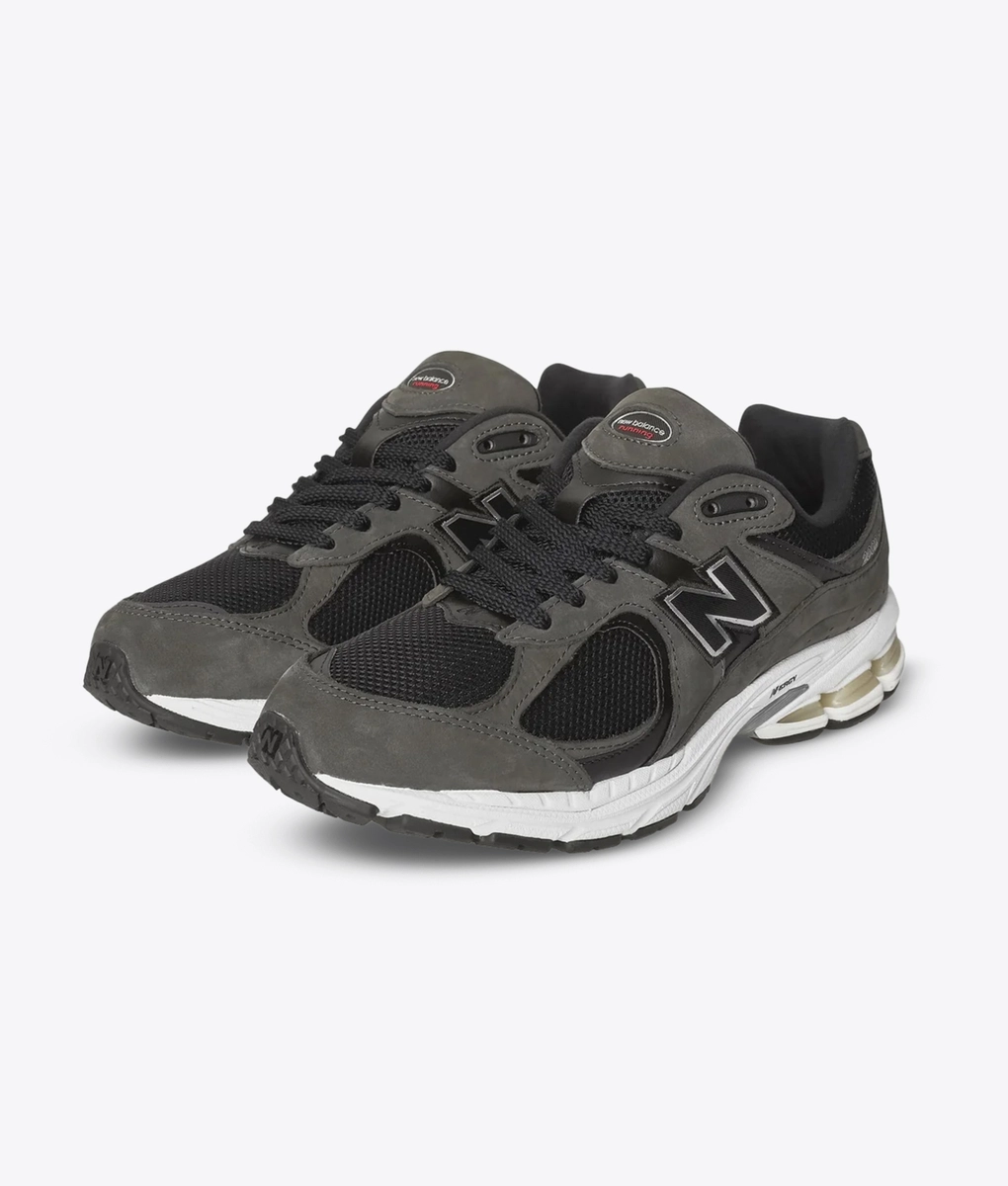 New Balance - NEW BALANCE 2002R RAVEN l BUY Men's Sneakers Online
