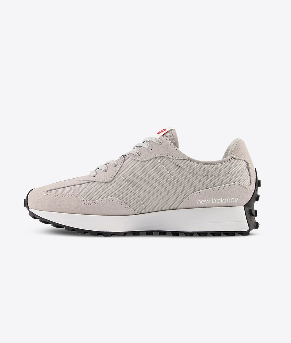 どん New Balance Women's 327 Sneaker, Raincloud/Reflection, 5