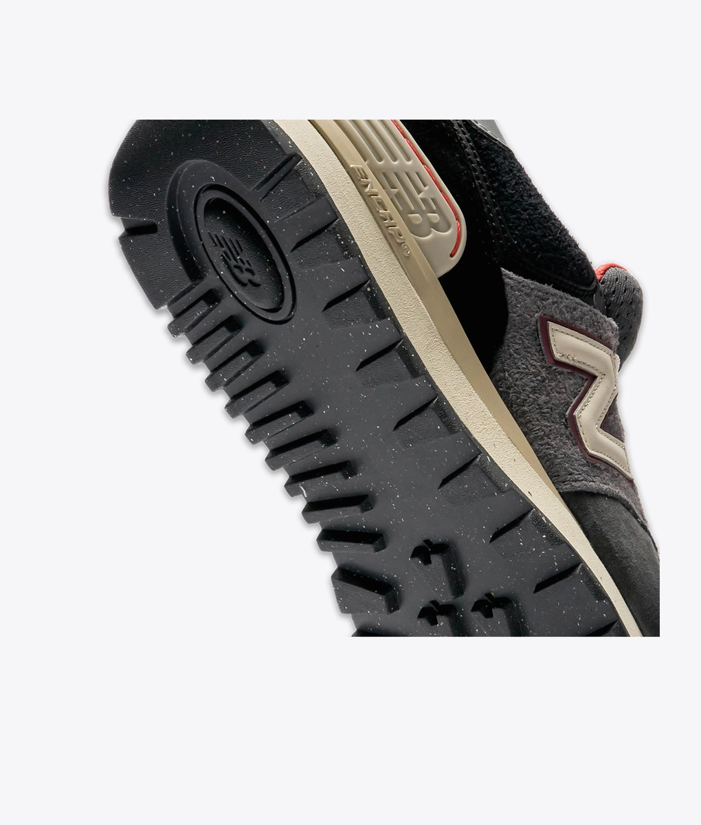 New Balance - 574 Legacy - VegNonVeg