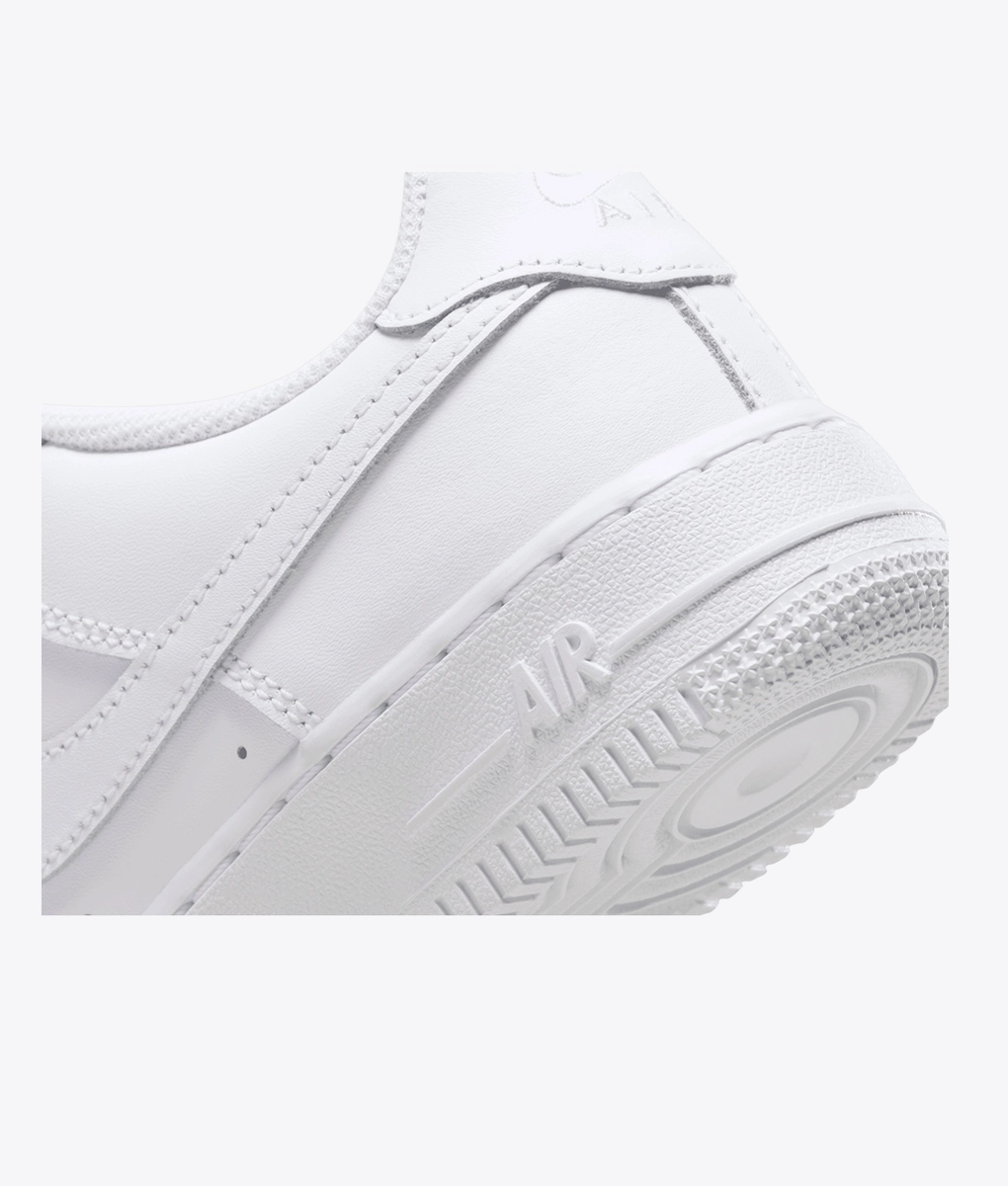 nike air force one weight