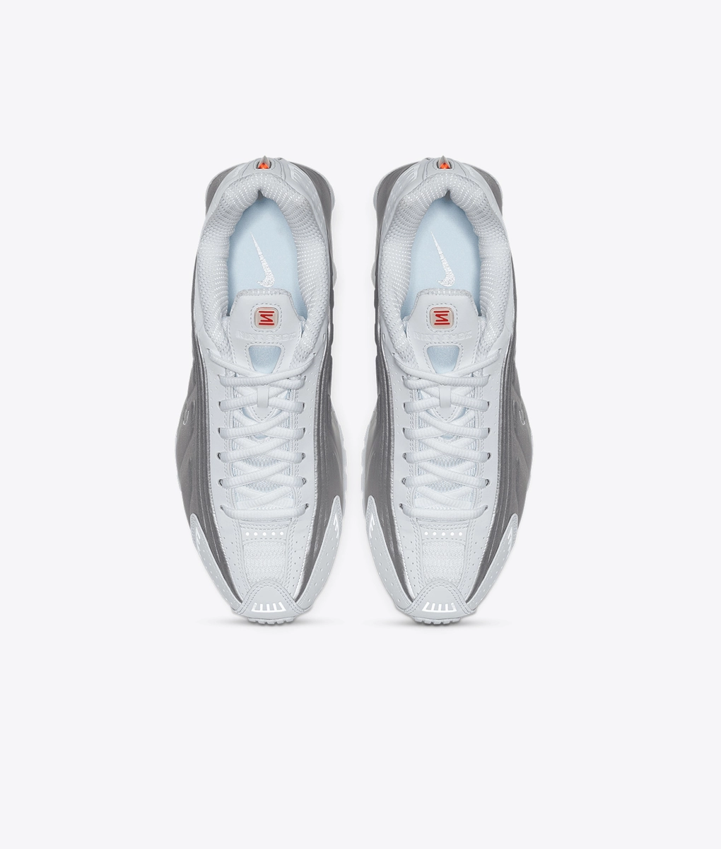 Nike - Shox R4 - VegNonVeg