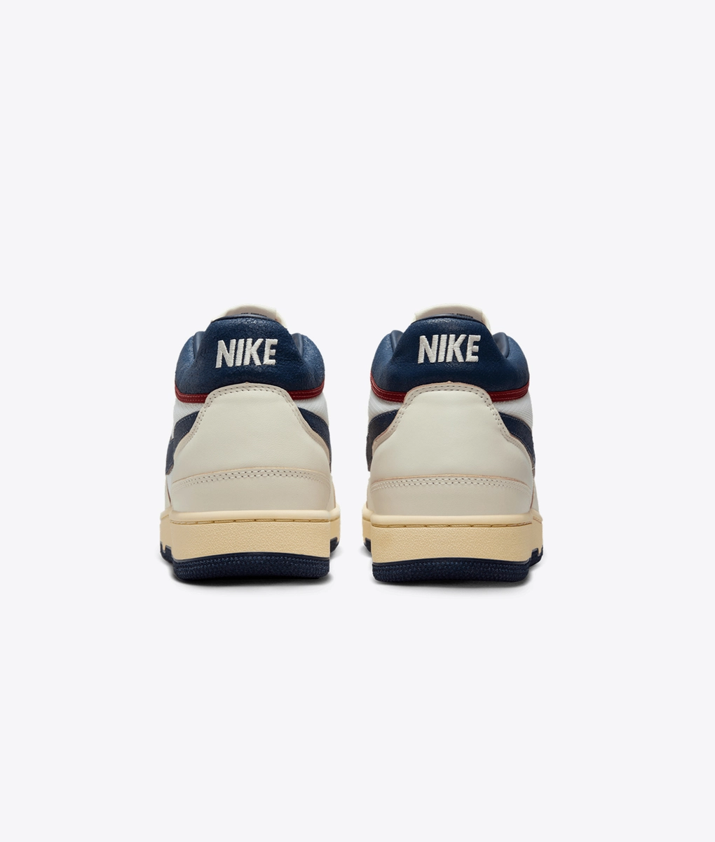◆正規品◆NIKE ATTACK PREMIUM COCONUT MILK◆関税/送料無料◆ Nike - NIKE ATTACK PREMIUM SAIL/MIDNIGHT NAVY-COCONUT MILK l