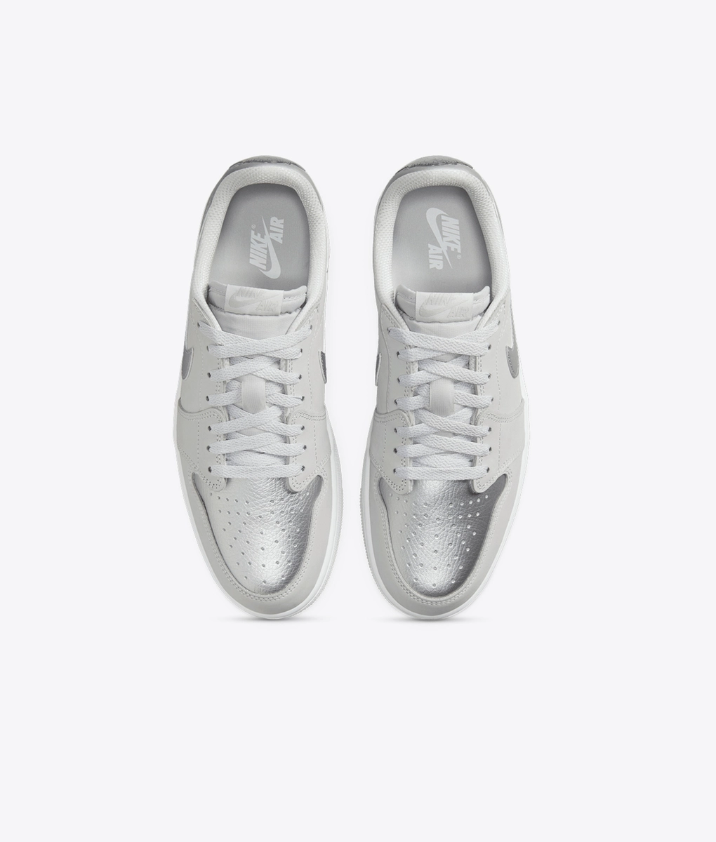 Jordan - JORDAN AIR JORDAN 1 RETRO LOW OG NEUTRAL GREY/METALLIC