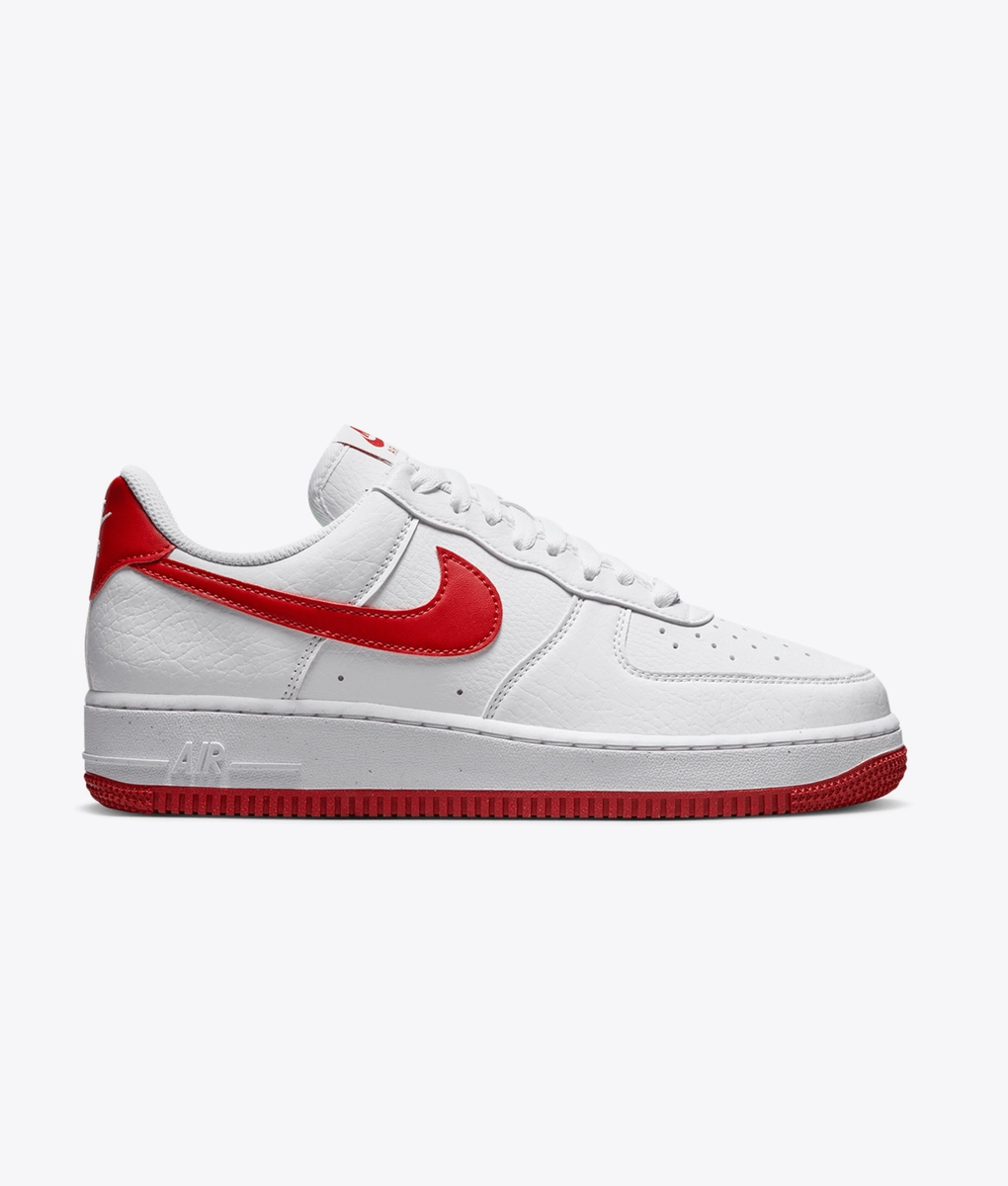 nike air force 1 07 lv8 white gym red