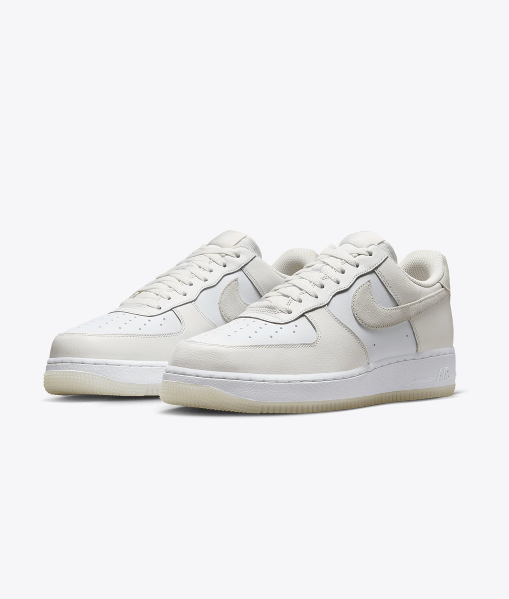 Nike - NIKE AIR FORCE 1 '07 LV8 WHITE/PHANTOM-SUMMIT WHITE l BUY