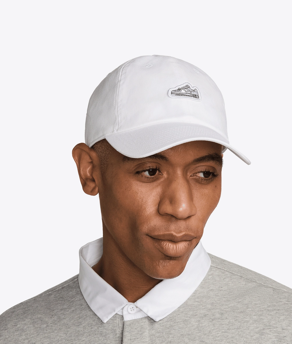 nike duckbill hat