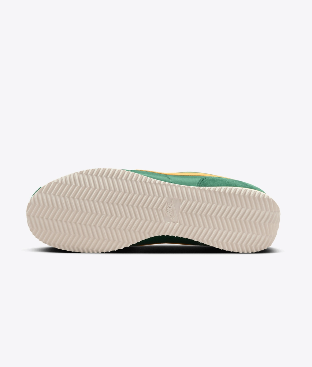 Nike - NIKE CORTEZ TXT GORGE GREEN/YELLOW OCHRE-SAIL l BUY