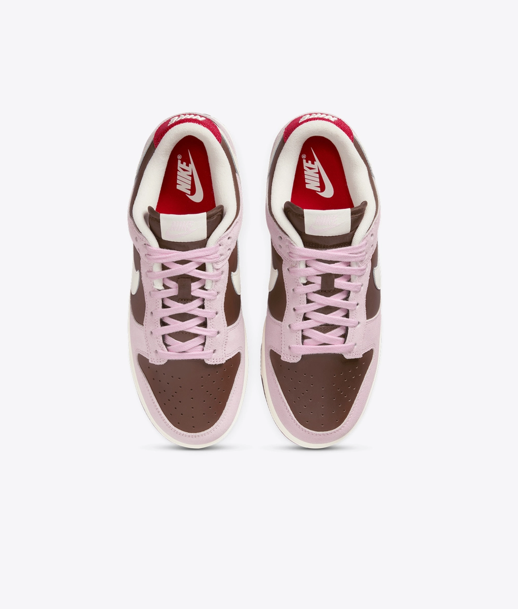 Nike - NIKE DUNK LOW CACAO WOW/PALE IVORY-PINK FOAM l BUY