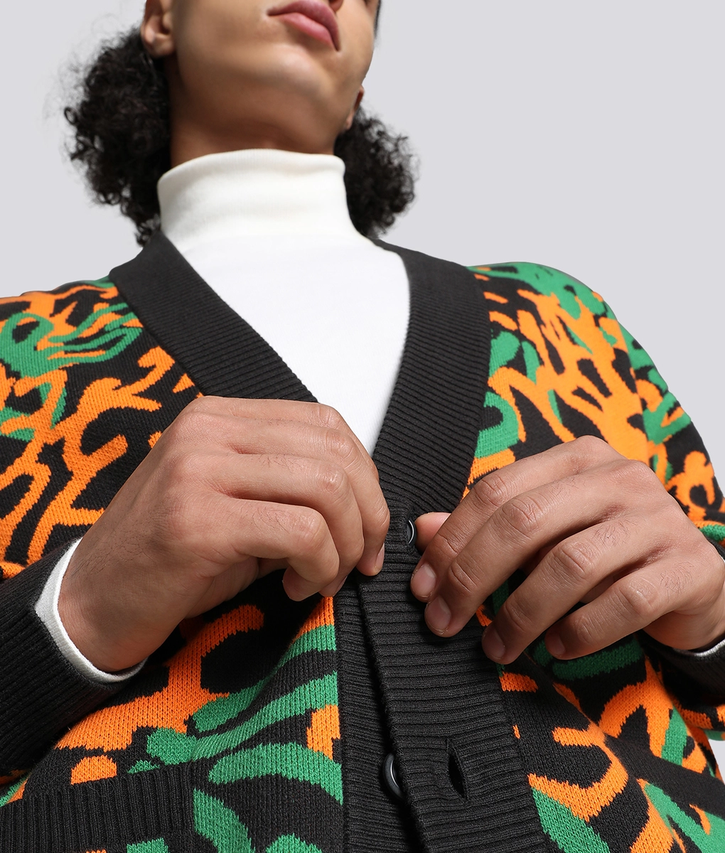 Puma - PUMA X CARROTS PRINTED CARDIGAN BLACK l Buy Men's Cardigan