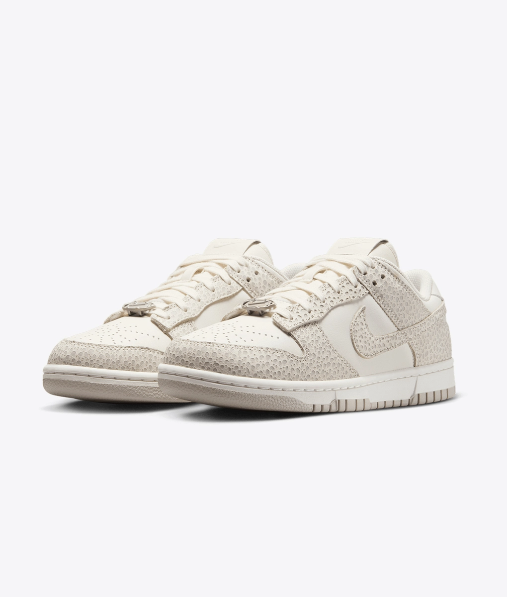 NIKE W DUNK LOW PRM PHANTOM/PHOTON DUST-LT S GREY 国内発送 SafariDunkProfileGrey.jpg?v=