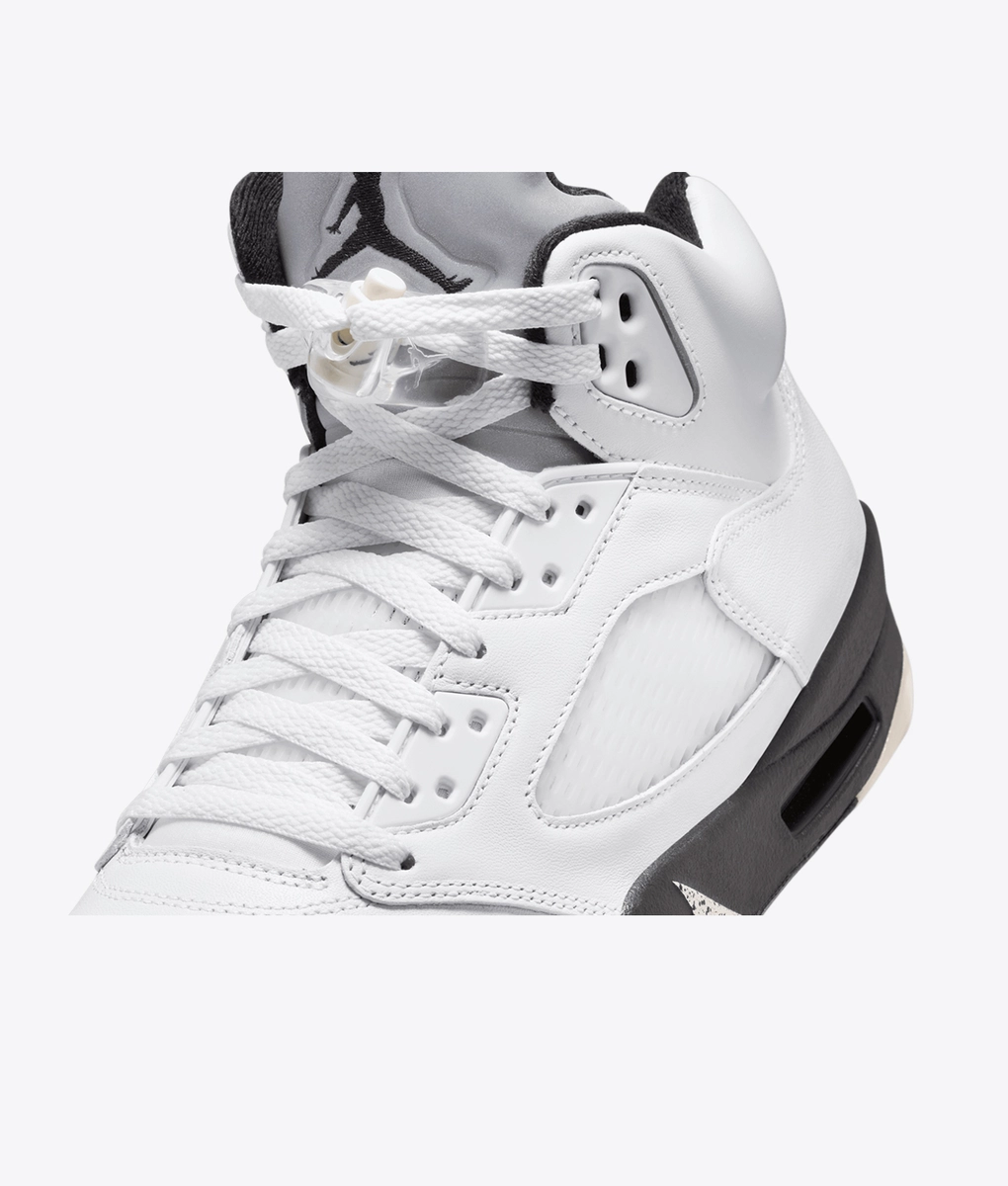NIKE AIR JORDAN 5 RETRO WHITE/BLACK-SAIL-M SILVER 国内発送 AURORA_DD0587-110_PHSLH000-