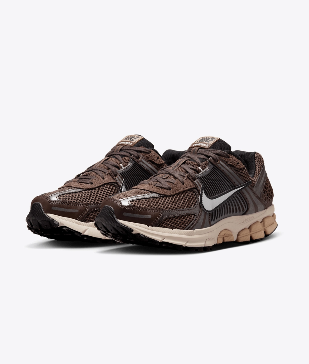 Nike - NIKE ZOOM VOMERO 5 BAROQUE BROWN/CHROME-LIGHT OREWOOD
