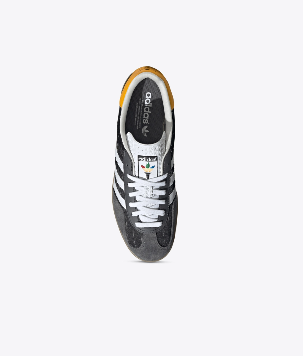 adidas gazelle silver green womens adidas Samba Indoor Shoes, Black/White/Red / 8