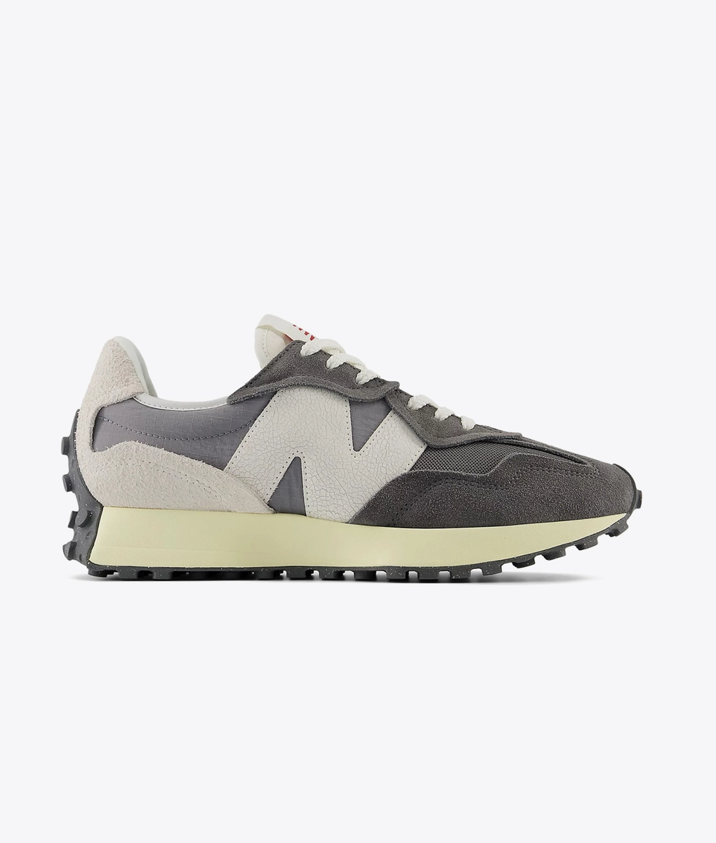 New Balance - 327 - VegNonVeg New Balance - 327 - VegNonVeg