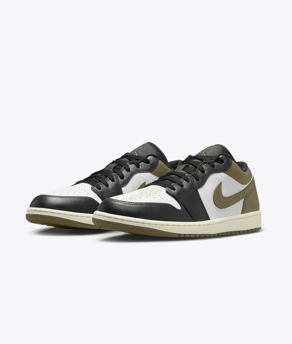 Nike Air Jordan 1 Low オリーブ US8 Air Jordan 1 Low SE Older Kids' Shoes. Nike IN