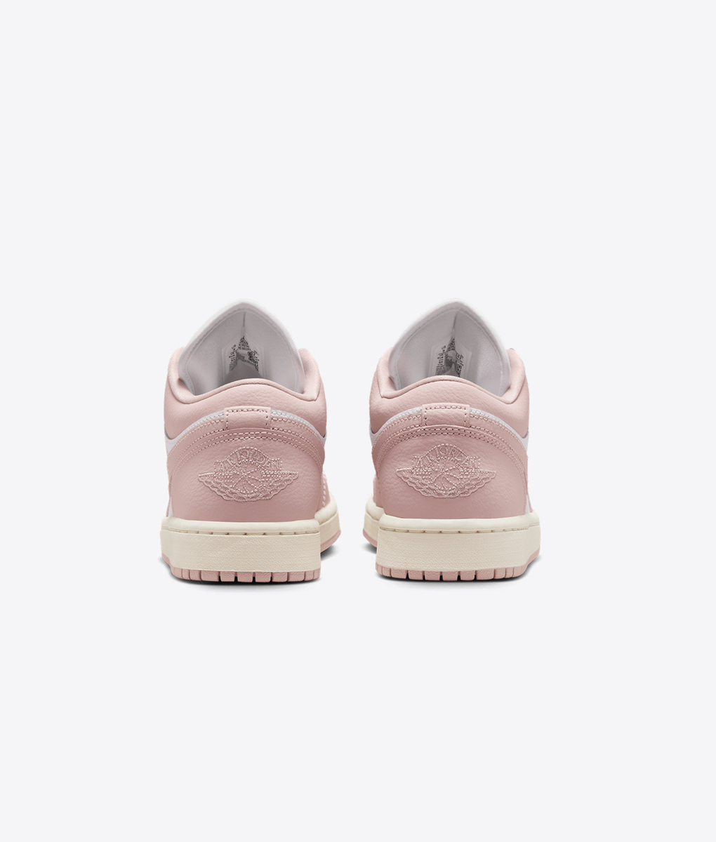 Nike Air Jordan 1 Low sneakers in white and pink
