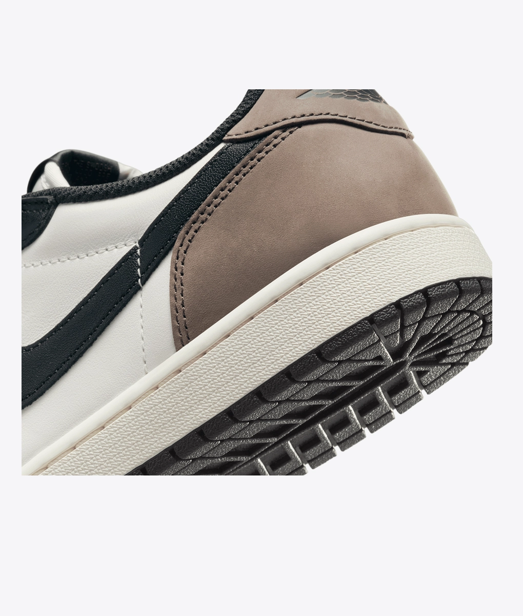 Jordan - Air Jordan 1 Retro Low Og - VegNonVeg