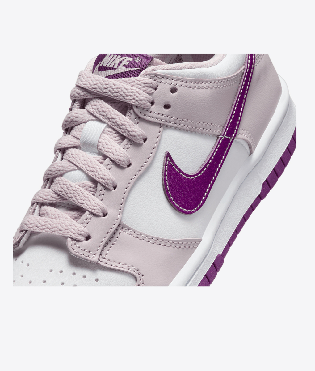 Nike Dunk Low PRM PL 9.5 ホワイト/グレー/パープル W NIKE DUNK LOW LX HV5991-171 HK$899 AS W NSW OS CREW HV8462-133