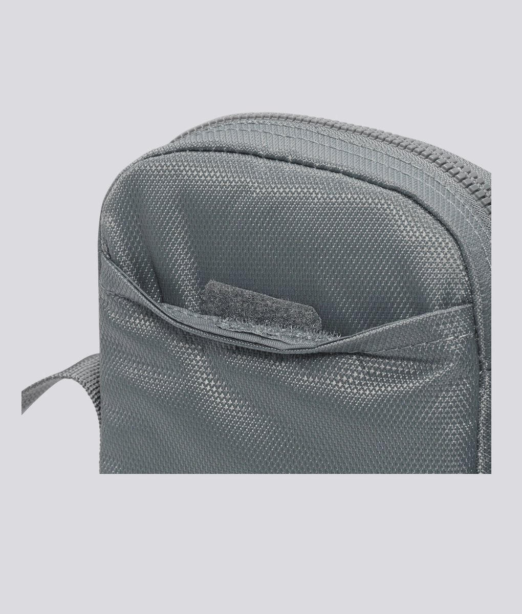 Nike - NIKE HERITAGE SMALL CROSSBODY BAG SMOKE GREY/SUMMIT