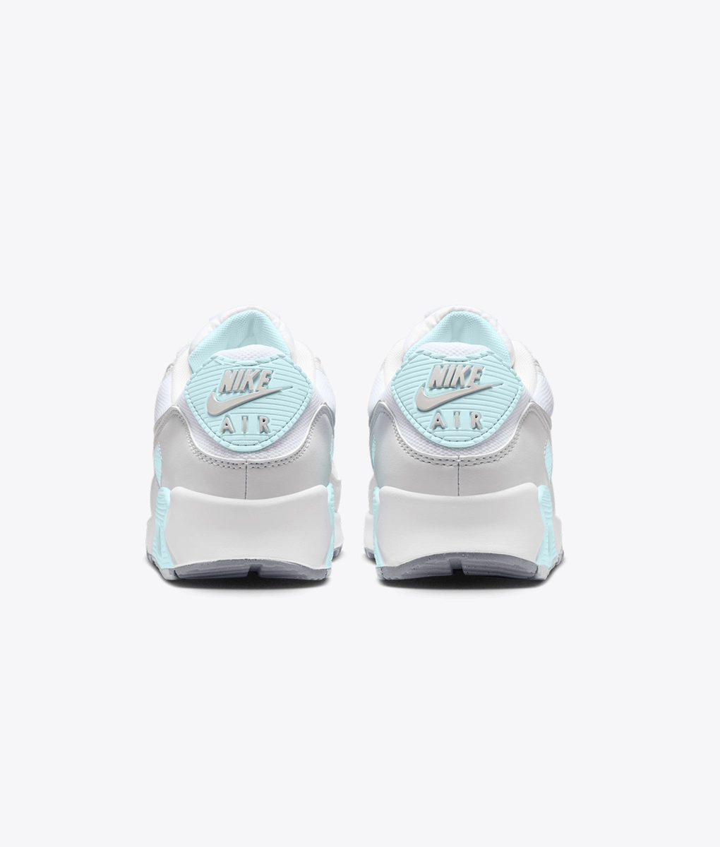 nike air max pale blue
