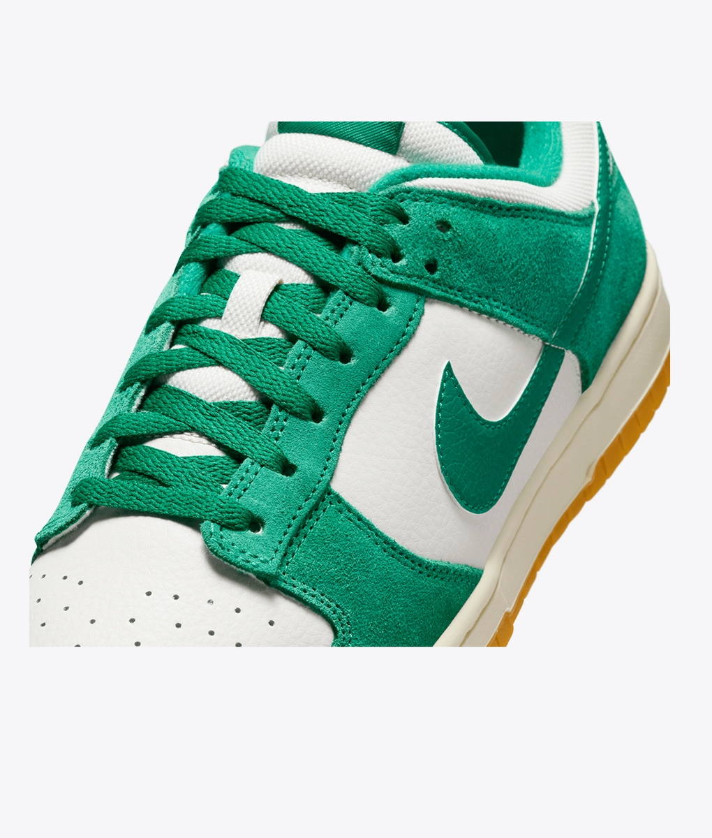 Nike - NIKE DUNK LOW SE PHANTOM/MALACHITE-GUM LIGHT BROWN l  display picture 2