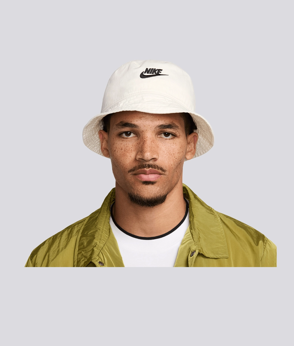 Nike - NIKE APEX FUTURA WASHED BUCKET HAT SAIL/BLACK l Buy