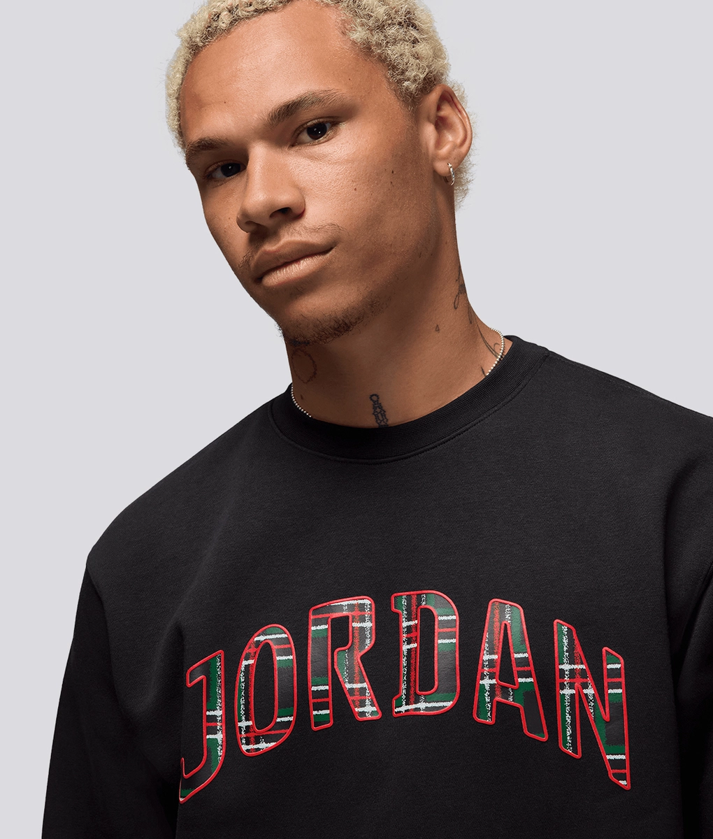 Jordan - JORDAN ESSENTIALS HOLIDAY FLEECE SWEATSHIRT BLACK/SAIL l