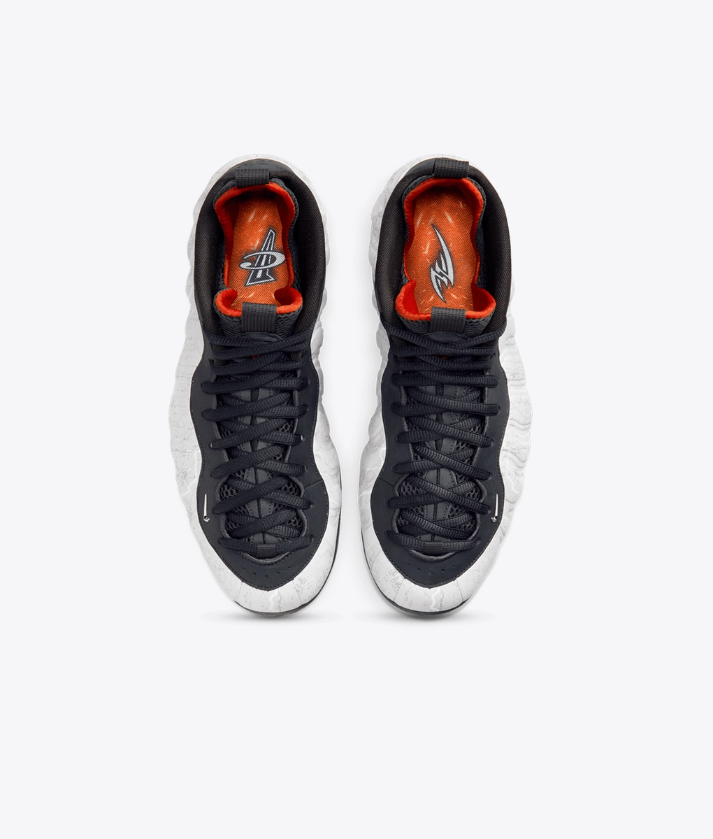 foamposite photon dust