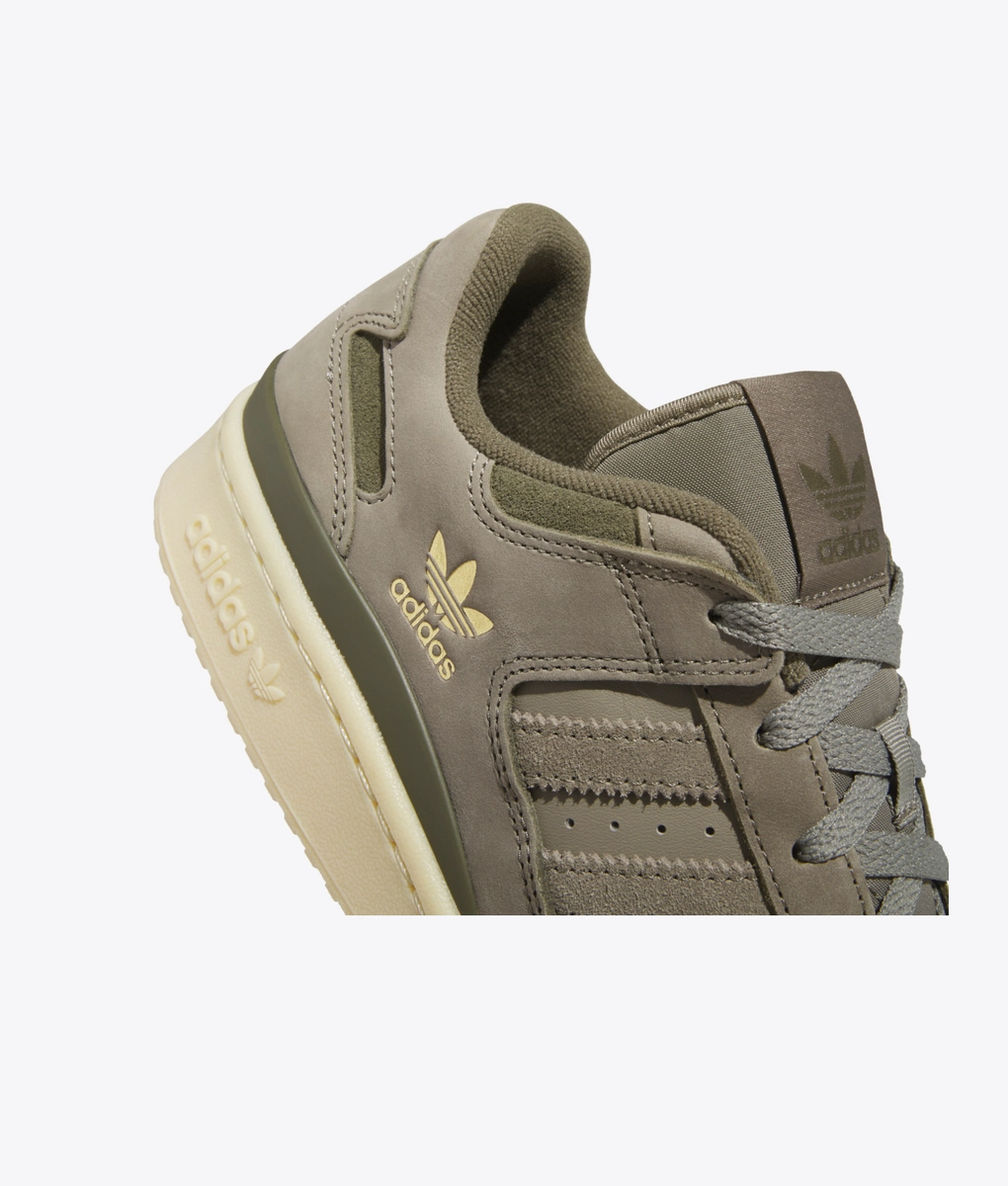 adidas gazelle silver green womens adidas Basketball Forum Low C Sneakers White / Green