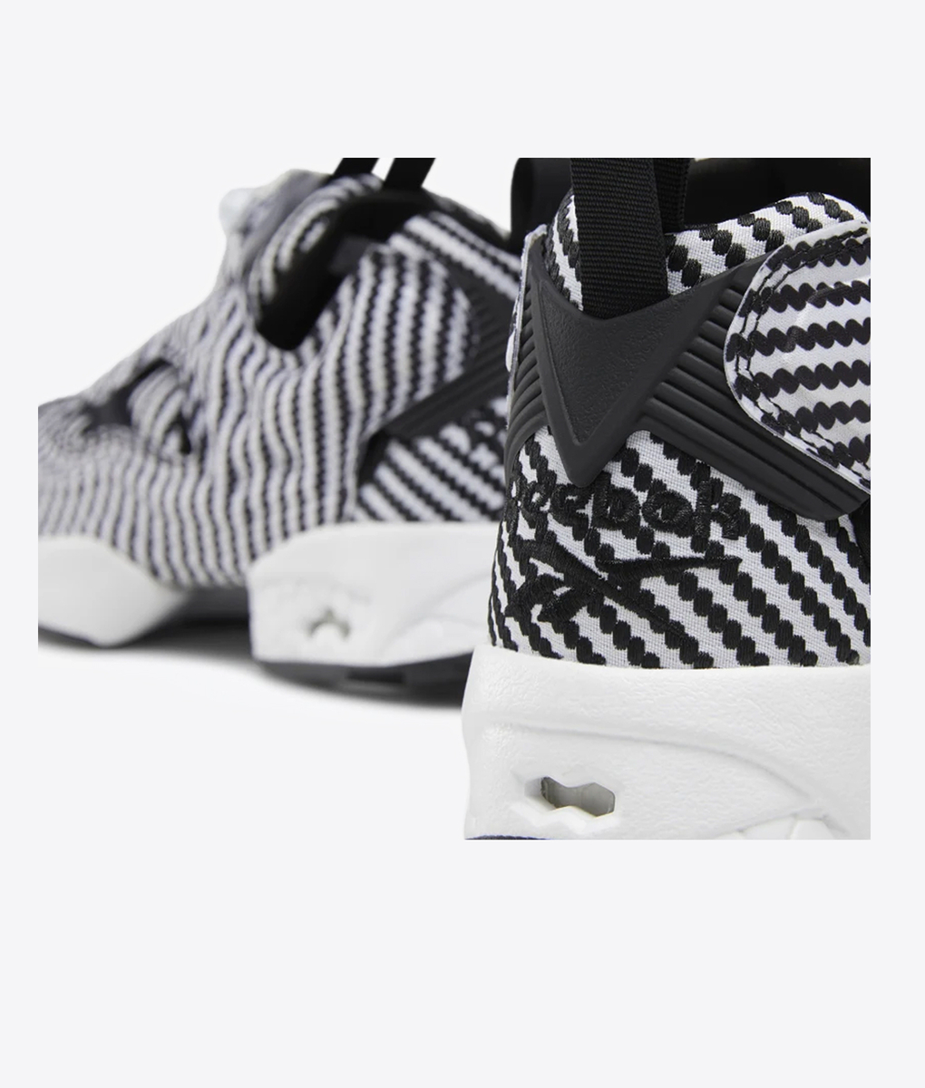 REEBOK - INSTAPUMP FURY OG MU 'BLACK / WHITE' - VegNonVeg