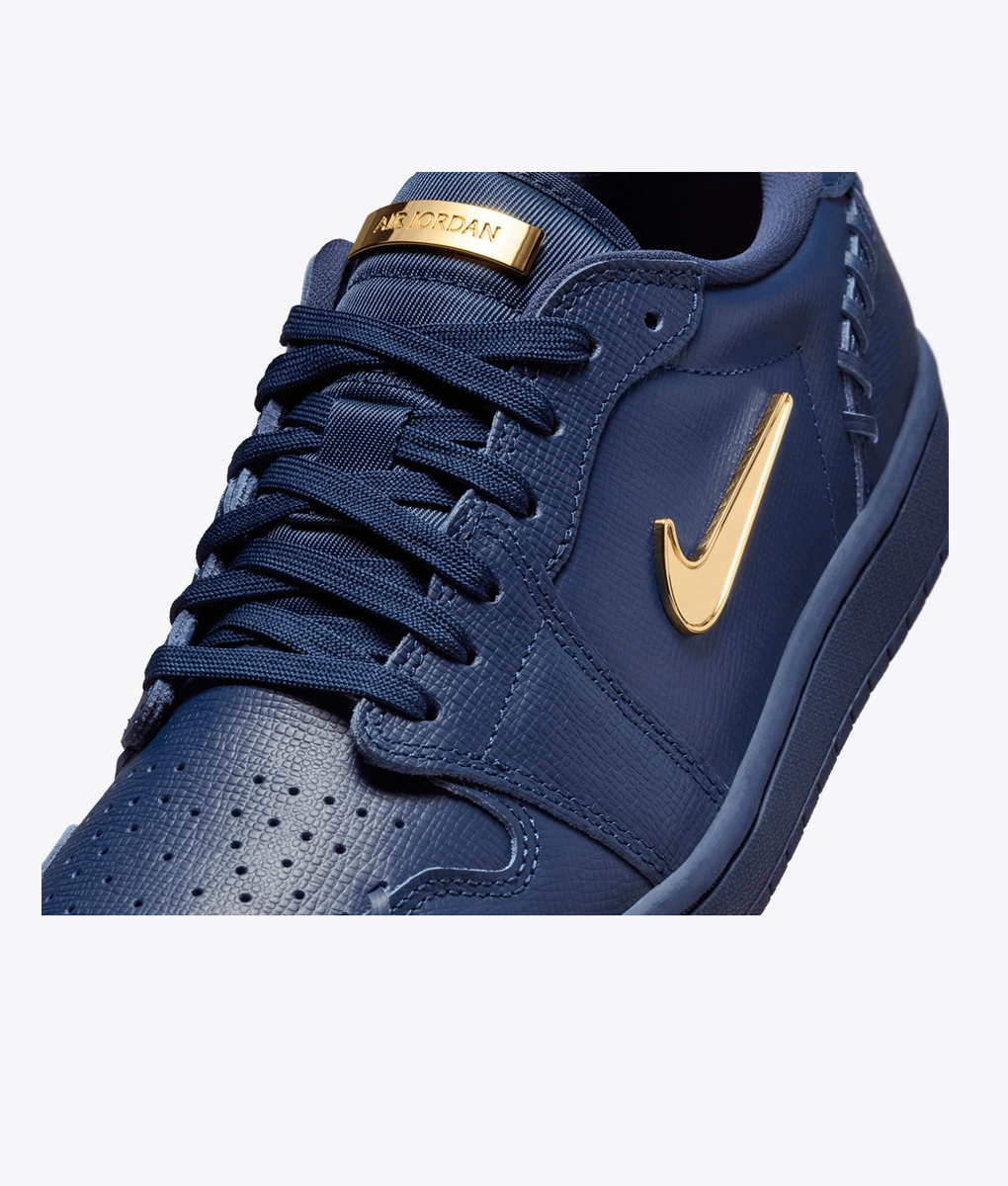 Jordan - Air Jordan 1 Low Mm - VegNonVeg