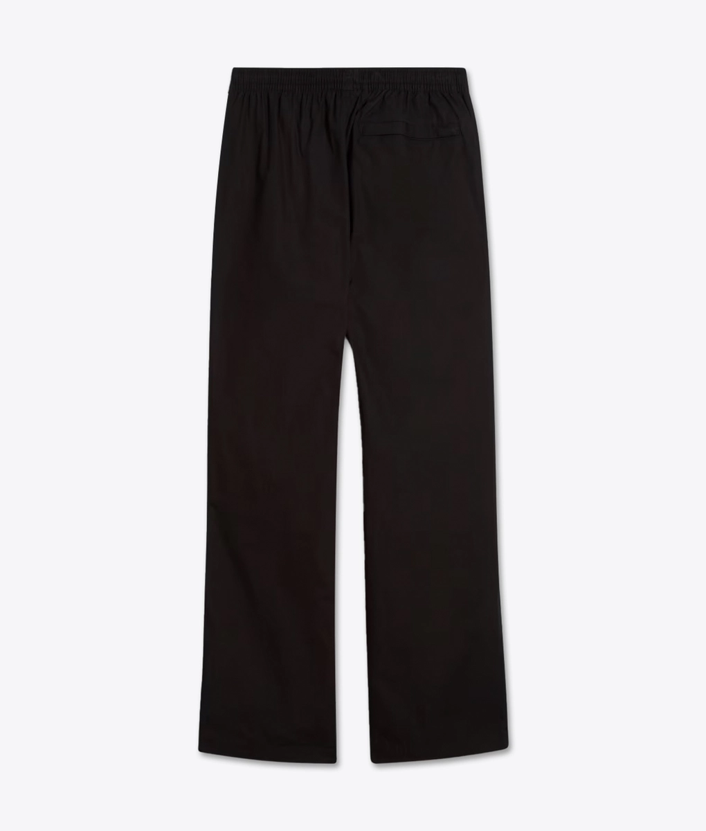 Puma - PUMA OVERSIZED PANT PUMA BLACK l Buy Unisex Pants Online at