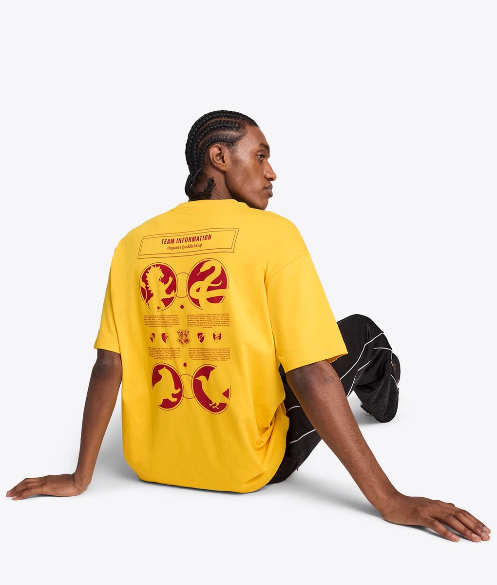 ★★PUMA★★ Puma X Harry Potter Oversized Graphic Tee Yello Puma - PUMA X HARRY POTTER OVERSIZED GRAPHIC TEE YELLOW