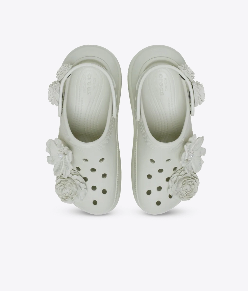 Crocs - CROCS CRUSH BOUQUET CLOG LINEN l Buy Women's Slides
