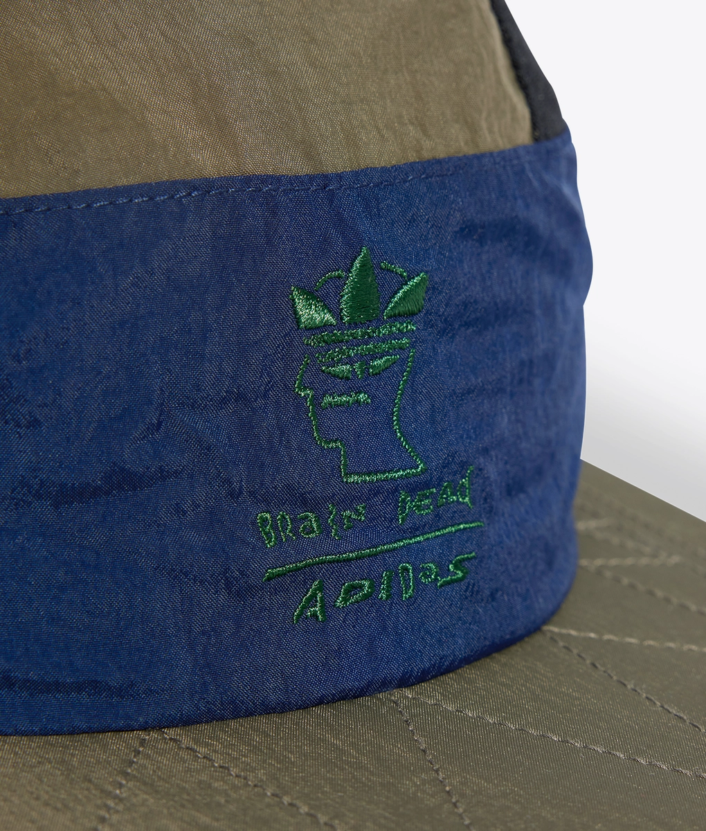 BRAIN DEAD キャップ カーキ/ネイビー BRAIN DEAD キャップ カーキ