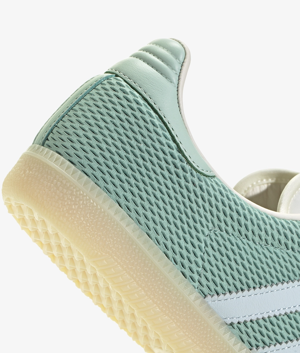 adidas gazelle silver green womens Adidas Gazelle Indoor Sneaker » Buy online now! main image 0