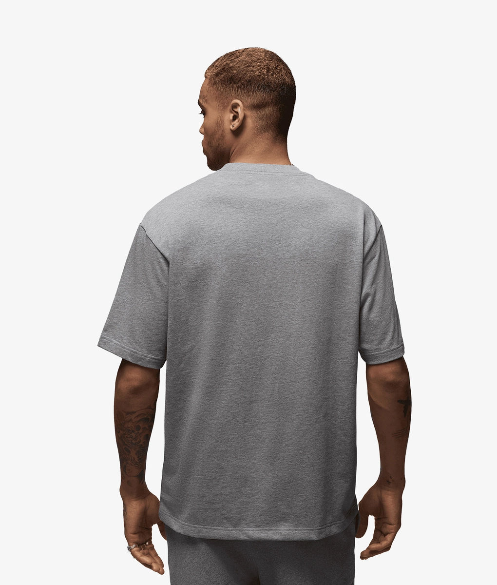 Jordan - JORDAN FLIGHT ESSENTIALS 85 SHORT SLEEVE CREW TEE CARBON