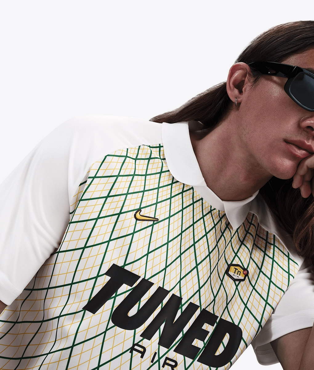 Nike - NIKE SPORTSWEAR TUNED AIR FOOTBALL JERSEY WHITE l Buy Men's