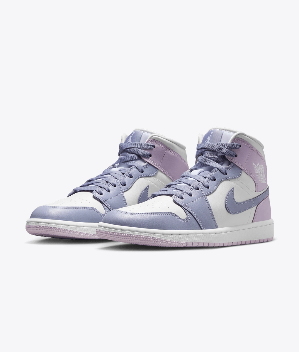 Jordan - Jordan Air Jordan 1 Mid Indigo Haze/Doll-White | Buy