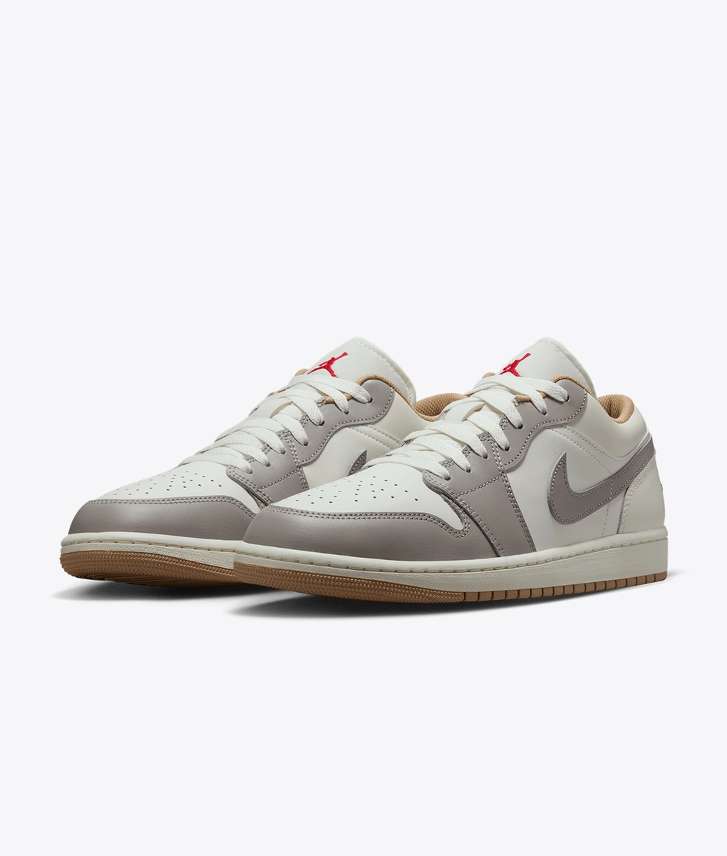 国内配送 NIKE AIR JORDAN 1 LOW SAIL/C.GREY-HEMP-FIRE RED Kicksonfire - Air Jordan 1 Low Sail / Fire Red